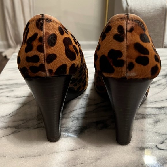 Tory Burch Sophie Wedge - Leopard - Picture 6 of 10